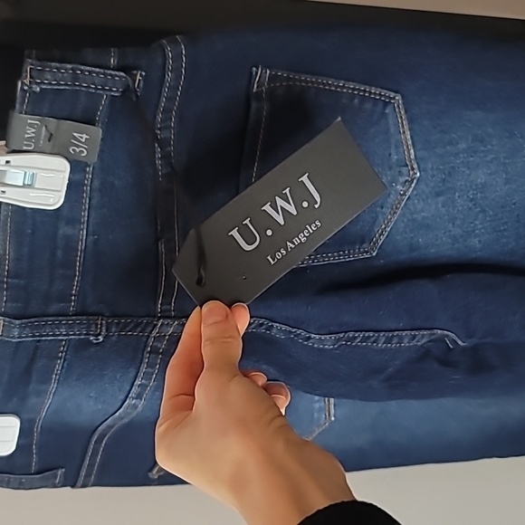 High-waisted jeans - Picture 10 of 15